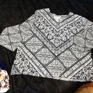 ALFRED DUNNER WOMANS TOP